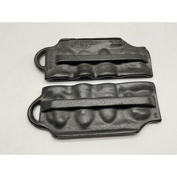 John Wright Vintage Christmas Cast Iron Candy Chocolate Mold USA Collectible #2 - Picture 8 of 14